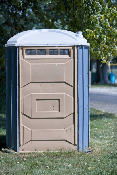 Best Portable restroom trailer rental  in Grand Mound, WA
